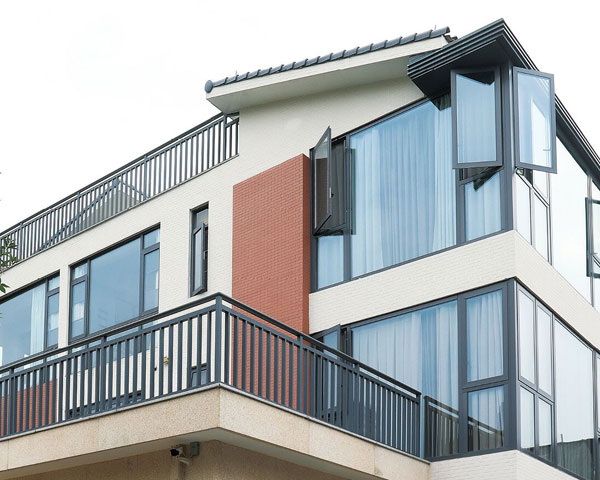 120窗紗一體斷橋系統窗